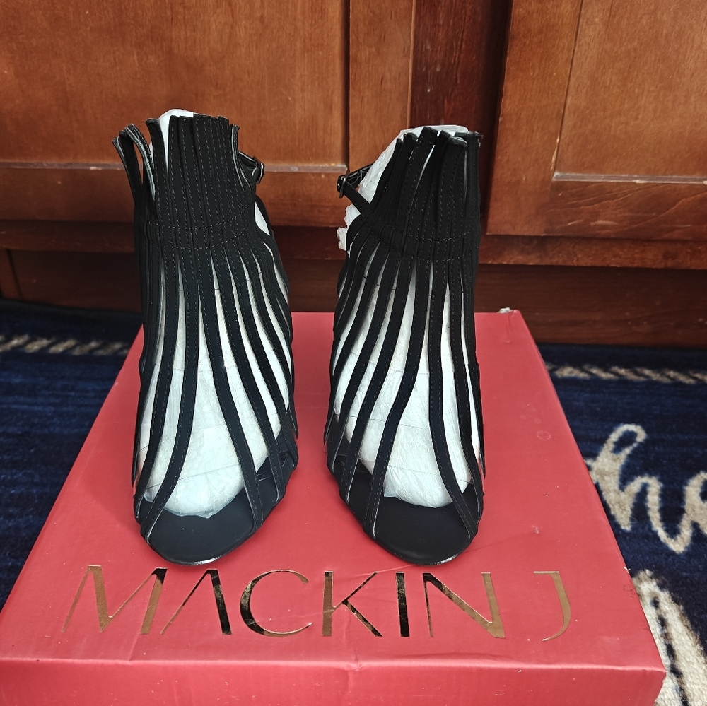 Mackin J Black Fringe Strappy Stiletto Heels Ankle Strap Open Toe - Picture 2 of 2